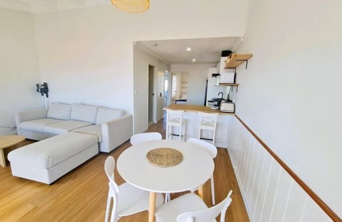 Scarborough Apartment | Oceanic Escape: 50m to beach