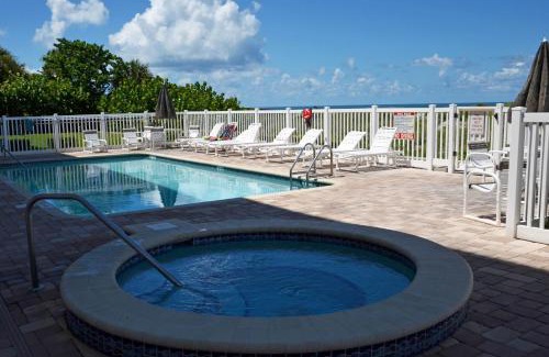 Independence Square Apartment | Oceanside 201