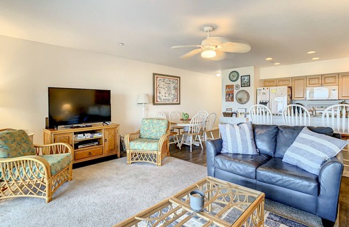 Independence Square Condo | Oceanside Condominium 205- Stunning beach front Condo!