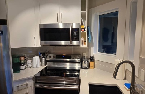 Regional District of Nanaimo Condo | Oceanside Gardens at Pacific Shores, Nanoose Bay - 1 Bedroom - Full Kitchen