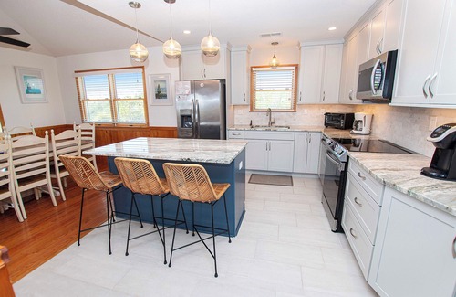 Monteray Shores House | Oceanside, Private Pool, Hot Tub, Close to Beach, WW874, Whalecome Aboard