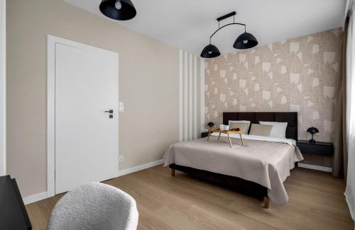 Ochota Apartment | Ochota Three-Bedroom Apartment - 79m2, Parking, Balcony - by Rentujemy