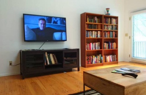 Creve Coeur House | Office + 5 BR, Movie Theater , Creve Coeur -10 Sleep surface