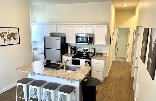 Portland Heights Apartment | OHSU/PSU/Near Downtown Portland