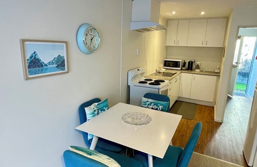 Queenstown City Centre Cottage | OK Holiday Unit #6 - Queenstown Holiday Apartment
