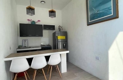Chisec Apartment | Ola Azul Monterrico Apart-hotel, Cocina y Piscina Privada