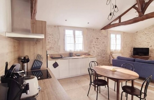 Vergeroux House | Old 18th century stable for 4 people