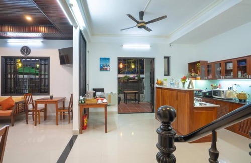 Cam Pho House | Old Lane Homestay