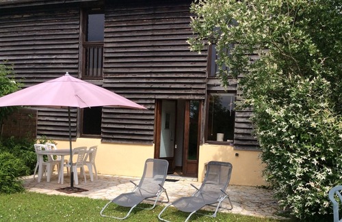 Marnac House | Old tobacco barn with a view of the Dordogne