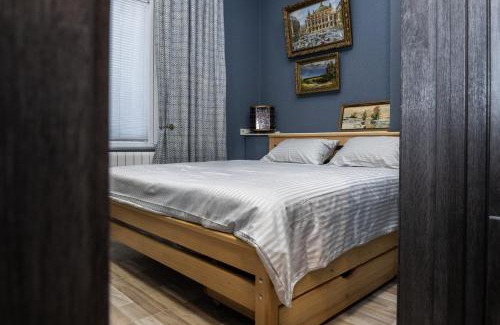 Avlabari Apartment | Old Town Italian Courtyard