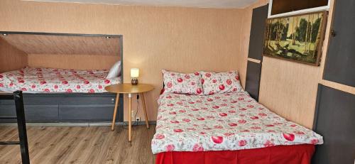 Avlabari Apartment | Old Town Italian Courtyard