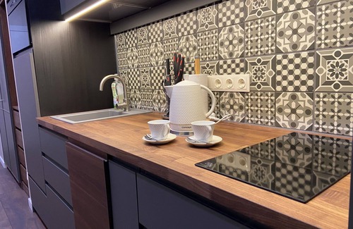 Old Town Apartment | Old Town Modern 1BR Apartment