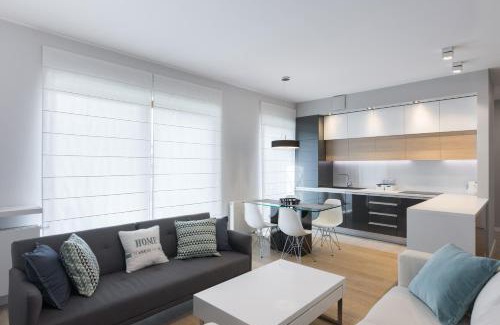 Warszawskie Apartment | Old Town Rakowicka by NEARTO