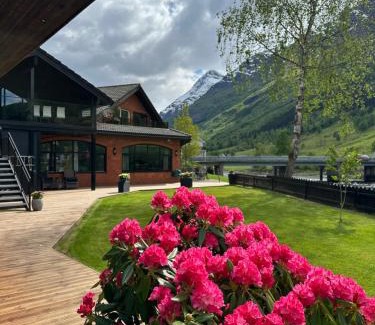 Olden Apartment | Olden apartments 3, penthouse.