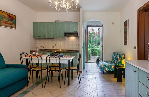 Mazzanta House | Oleandri Suite Hotel