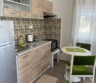 Keramoti Apartment | Olive