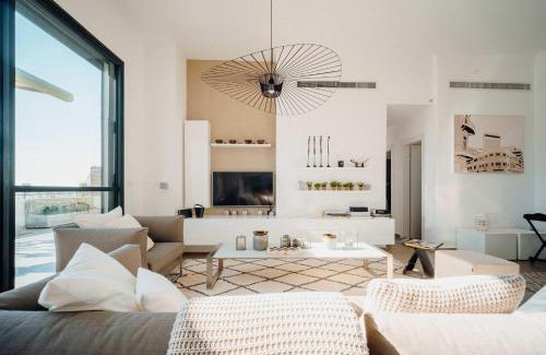 Jaffa Apartment | Olive Tree Penthouse by Five Stay