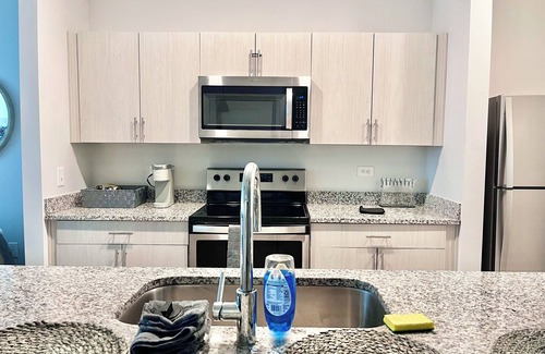 Speedway Apartment | Oliver Capital- Theater Getaway