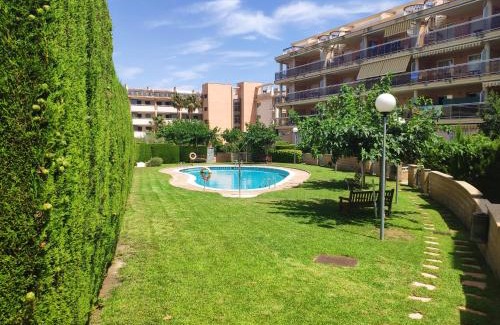 L'Hospitalet de l'Infant Apartment | Oliveres III