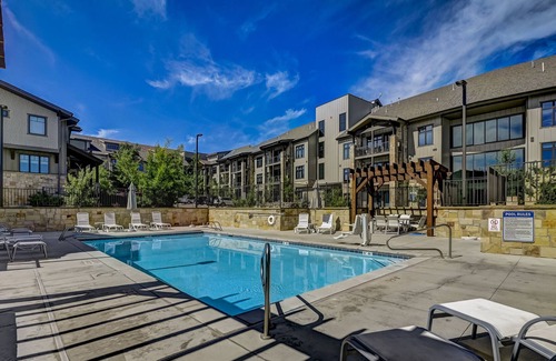 Park City Cottage | Olympia by Avantstayminutes From the Slopes in PC