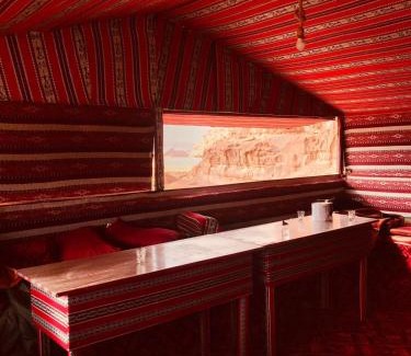 Wadi Rum Hotel | Omar Camp Wadi Rum