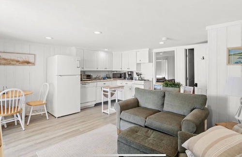 Hampton Condo | On the Beach-Dog Friendly 2BR Condo walk to the waves.