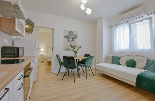 Sveti Petar Apartment | One bedroom apartment with terrace and sea view Sveti Petar, Biograd (A-23091-a)