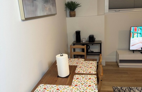Riverview House | One bedroom apartment in Riverview