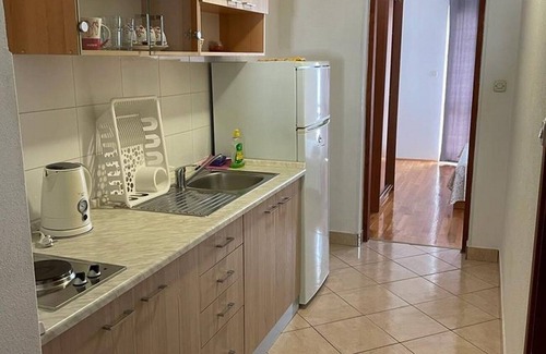 Blato Apartment | One bedroom apartment with balcony and sea view Živogošće - Blato, Makarska (A-22253-e)