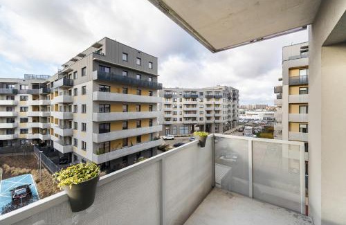 Psie Pole Apartment | One Bedroom Apartment Nadodrze with FREE GARAGE Wrocław by Noclegi Renters