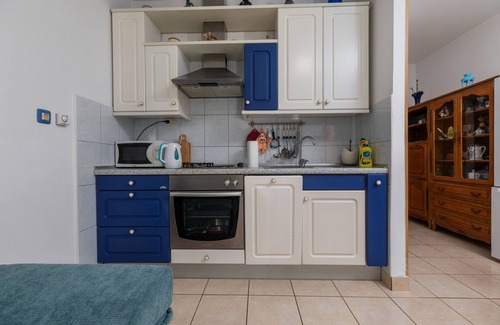 Brist Apartment | One bedroom apartment with terrace and sea view Brist, Makarska (A-22463-b)