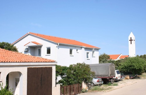 Mandre Apartment | One bedroom apartment with terrace Mandre, Pag (A-6405-e)