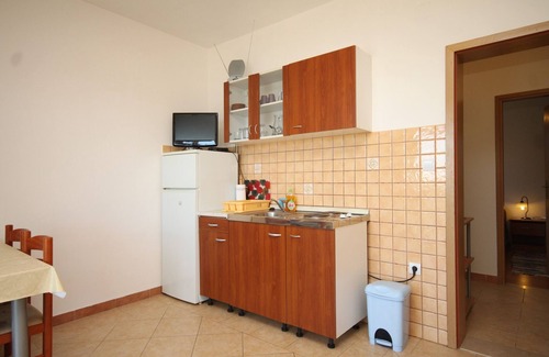 Kraj Apartment | One bedroom apartment with terrace and sea view Kraj, Pašman (A-8247-e)