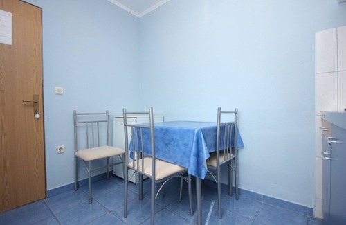 Cove Rogacic Apartment | One bedroom apartment with terrace and sea view Vis (A-8531-d)