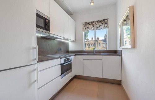 Belsize Apartment | One-Bedroom Flat @ Belsize Park