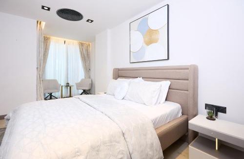 Cantonments Apartment | One Bedroom Luxury Apartment at The Diamond in the City