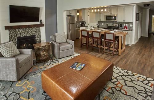 Lake Geneva Villa | One-bedroom Villa at Grand Geneva Resort & Spa