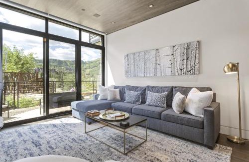 Empire Pass Apartment | One Empire Pass Lodge at Deer Valley Resort - Two Bedroom Residence #105 condo