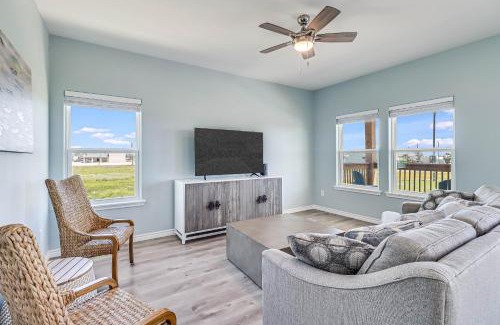 Aransas Pass House | One Fish, Two Fish, Red Fish, Blue Fish