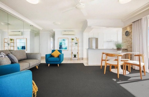 Burleigh Heads Apartment | One of Burleigh's Favourite spots