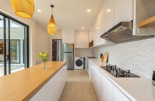 Si Sunthon Villa | One of Phukets Best Villas V212