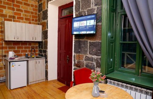 Gyumri House | Onoyi Tun Guest House