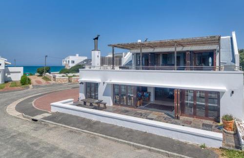 Arniston House | Op Die Hoek In Arniston