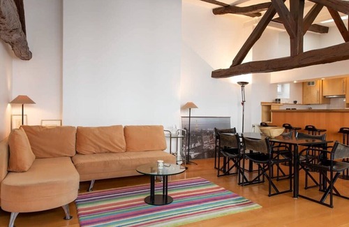Quartier de la Place-Vendome Apartment | Orange Vendome - Bright 1-Bed Apt Near the Louvre