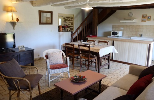 Plouguenast House | original house in the valley of Lié