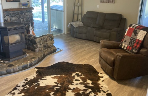 Okanagan-Similkameen Cottage | Osoyoos Hide Away, on 5 acres