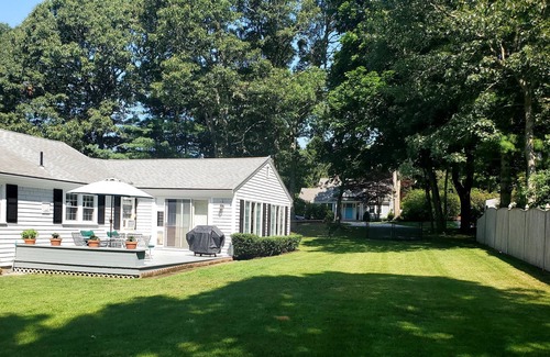 Osterville House | Osterville Charmer, Walk to Beach