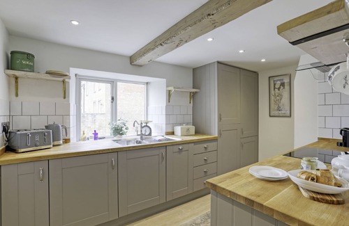 Chipping Campden Cottage | Ostlers Loft - a Cotswold cottage that sleeps 2 guests