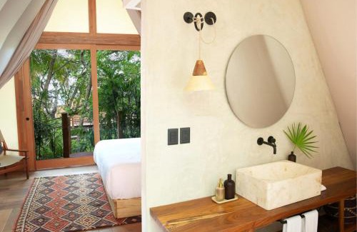 Othon P. Blanco Hotel | Our Habitas Bacalar - Adults Only