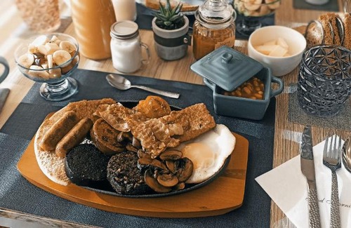 Cruden Bay Bed & Breakfast | Outlander Boutique B&B King